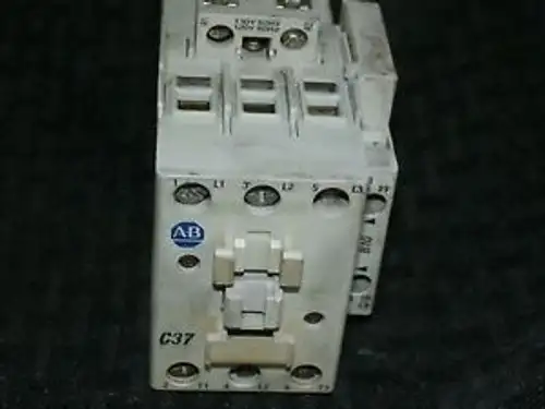 Allen-Bradley 100-C3700 Contactor
