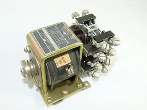 Relè Allen Bradley 200-Ex440Z12 serie 200