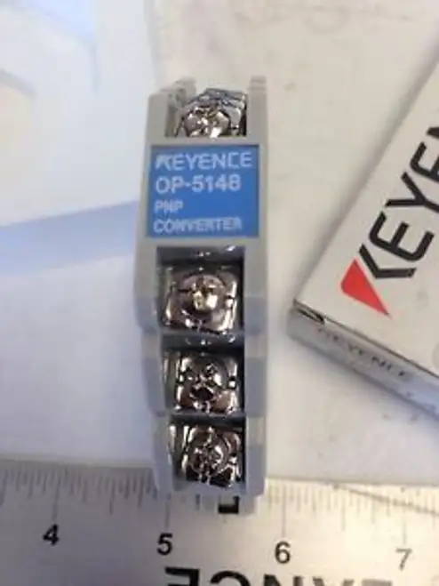 Keyence OP-5148 PLC AB8 NPN to PNP Adaptor