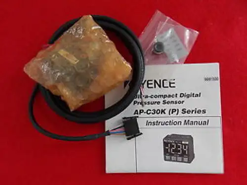 Keyence Ap-C30Kp 11Mm 2 Color Display Ultra Compact Digital Pressure Sensor