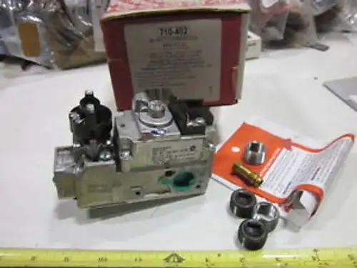 Robertshaw 24 Volt Combination Gas Valve 710-402