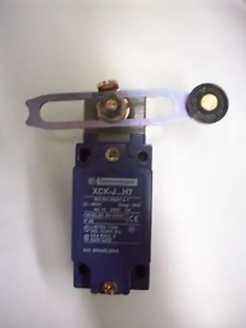 Telemecanique Sensors Xck-J10511H7 Micro Limit Switch Xck-J 240Vac 3A