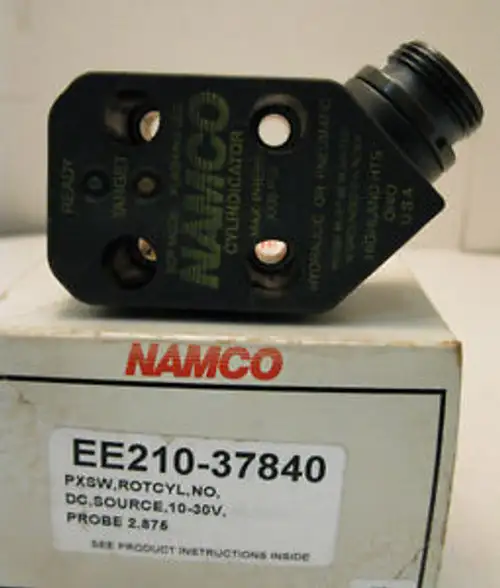 Sensore di prossimità a cilindro Namco Ee210-37840