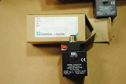 Sensore Pepperl +Fuchs P/N 85435 Nbn30-L2-W0-C-V12 / Nbn30L2W0Cv12