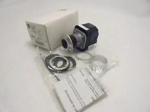 Allen-Bradley 800T-Fxp16Ra1 2 Pos 30M 照明按鈕