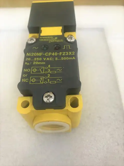 TURCK Ni20NF-CP40-FZ3X2 SENSOR
