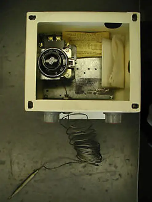 Sola Basic Nelson Electric TH-410 Temperature Controller