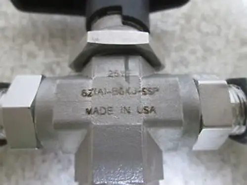 PARKER 6Z-B6XJ-SSP 3-WAY VALVE STAINLESS STEEL