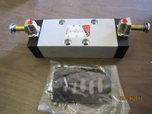 CAMOZZI 963-000-P11 P.MAX 10 BAR VALVE