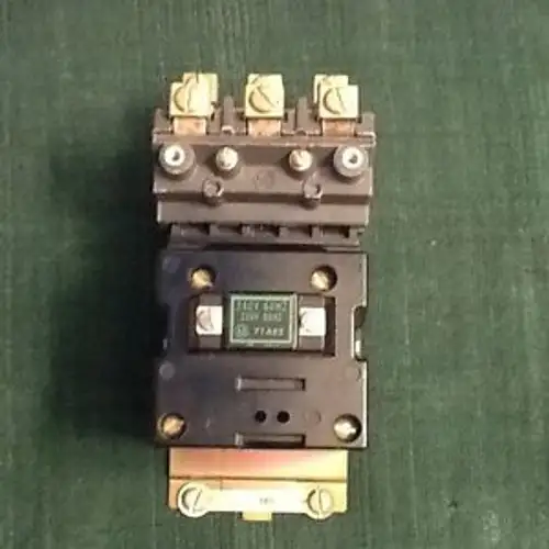 Allen Bradley 702-B0A92 Contactor Size 1 Series K 240V