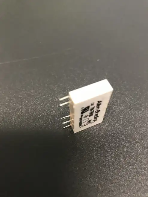 30 Pcs Allen Bradley 700-Tbr60 Series A Output Relay 60Vdc 6A/250Vac