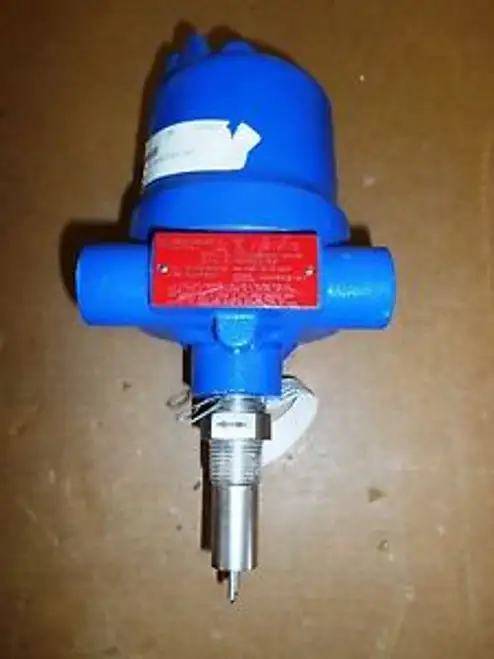 Magnetrol Tdf-1000-E00/4T1-1220-002 Transmitter 120 Vac 50/60 Hz 10 Amp