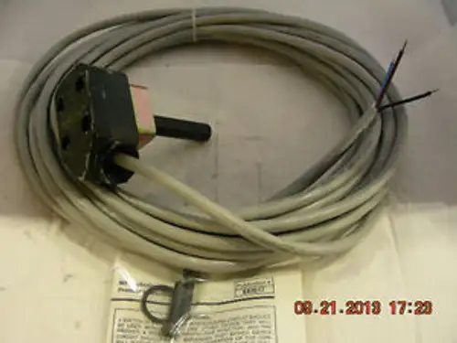 Namco Ee100-00057 Wfi Proximity Sensor Cylindicator 10-30V Dc