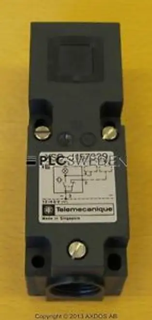 Telemecanique XSC-J157339 rychlá zástrčka