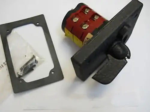 Rees 01774-000 Rotary Contact Selector Switch 3 Position