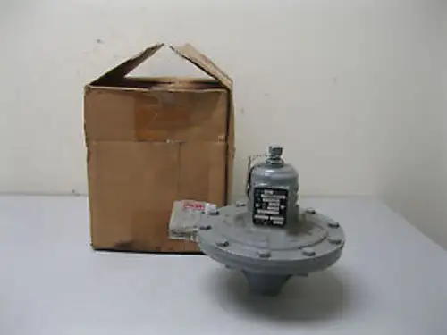 1/2 Fisher Controls 95L-104S Pressure Regulator Ss D7 1864