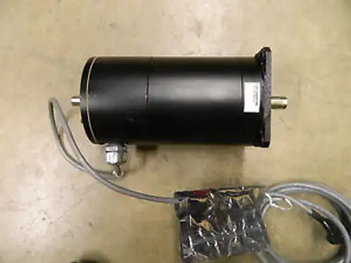 Parker Cp71-006881-02 71-006881-02 Compumotor Servo Stepper Motor W/ Cable