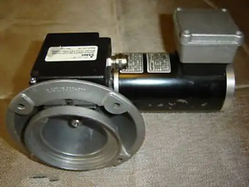 Lenze Ssn31-1Uvcr-056C22 Servo Gear Electric Motor