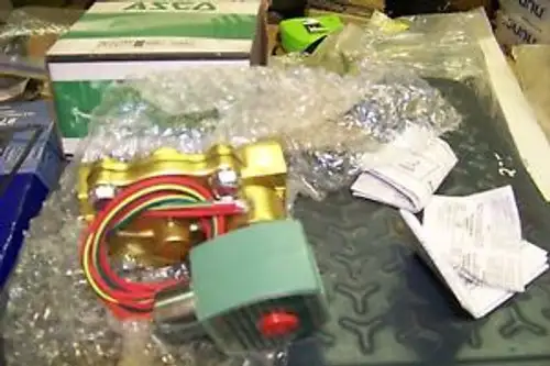 Asco Red Hat 8210G003 Solenoid Valve 2/2 3/4 In Nc 12V Brass