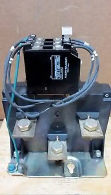 A-B Allen Bradley Überlastrelais 592-Tpd300 120-304 Amp 120-600 Vac 300/5 Cr