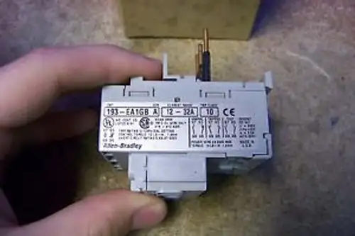 A-B 193-Ea1Gb 12-32A 固態過載繼電器手動復位
