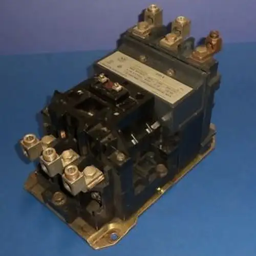 Allen Bradley 110/115-120Vac 135A Size 4 500F-Eod930 Ser. A Nnb 接觸器