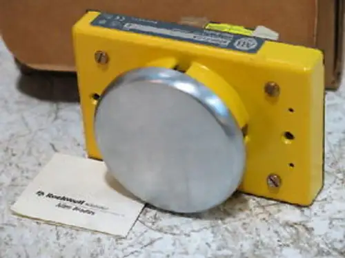 Allen Bradley 800P-F1Ca Palm-Operated Push Buttons
