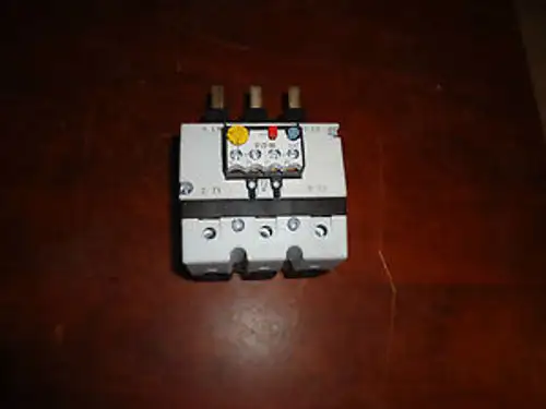 Eaton Zb150-100 70A-100A przekaźnik przeciążeniowy 3-biegunowy
