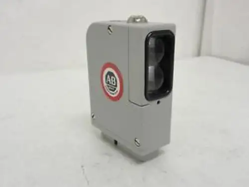 Allen-Bradley 42Lrc-5200 2A-120V 偏光式レトロ反射フォトヘッド