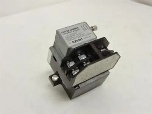 Cutler-Hammer D26Mt ประเภท M 0.1-180S 600V ตัวจับเวลาแบบรีเลย์