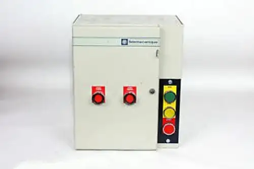 Telemecanique Le9-D25361K16-14 120V 2Hp Maximum 120V Coil Reversing Starter