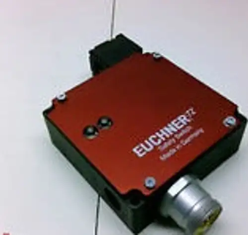 Euchner Tz2Re024Bha-C1902 Sicherheitsschalter Ac-15 4A 230V Dc-13 4A 24V