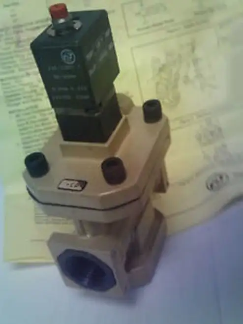 1/2 Norgren Solenoid Poppet Valve 18-014-126 115V/60 Hz For Compressed Air