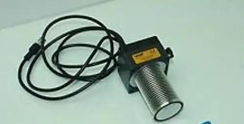 Vat 394307/0249 Hv High Vacuum Angle Air Operated Valve Insert