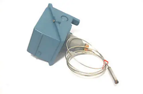 United Electric E400-2Bsb Temperature Switch E4002Bsb