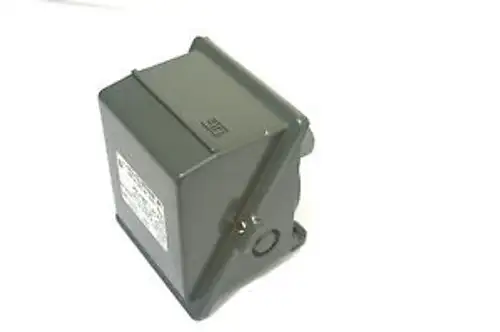 United Electric J402-452 Interruptor de presión J402452