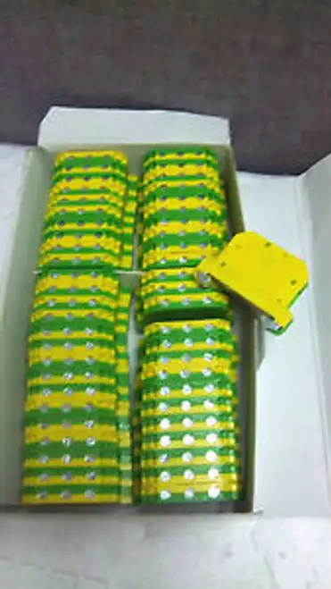 Of 50 Siemens Terminal Blocks Green/Yellow 8Wa1 011-1Pg00 8Wa10111Pg00