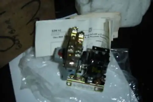 Square D 9050-Ao-10E Ac Pneumatic Timing Relay Nc/No Nn