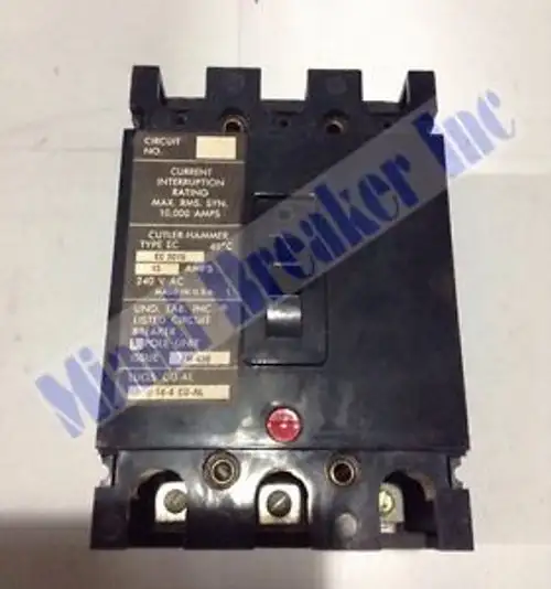 Cutler Hammer EC3015 3-polige 15 ampère 240V stroomonderbreker