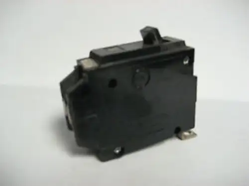 25-GENERAL ELECTRIC 20AMP 1P BREAKER TYPE TQB1120 BOLT-ON TYPE YJ-37
