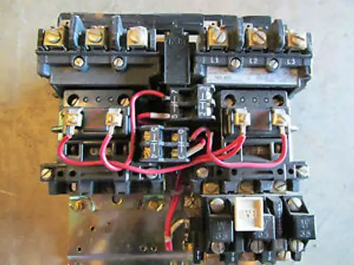 Allen Bradley 505-Bod C 120 V 可逆啟動器 Size 1