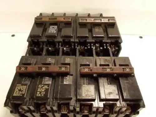 4-Siemens Bq3B020 Circuit Breaker 3P 20Amp 240V