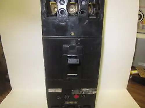 General Electric 150Amp 3 Pole Circuit Breaker Tf1236150 .........Yc-264