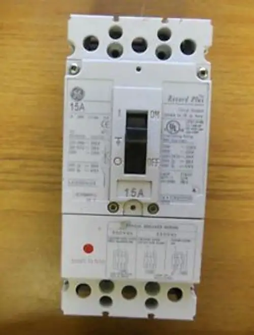 General Electric 15 Amp 3 Pole Circuit Breaker Fcn36Te015R2 ....... Vc-187