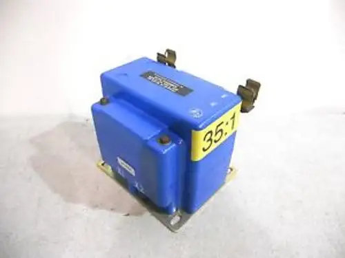 Mo-538 Siemens 25-135-449-002 Voltage Transformer. 35:1 Ratio. 4200V. 5/45Kv.