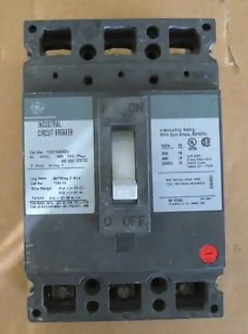 Ge Ted134060V 3 Pole 60 Amp 480V Leistungsschalter mit Aspted3P Mtg Kit Installiert