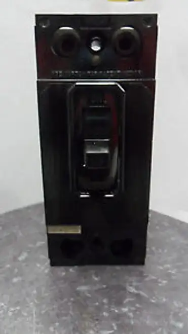 Siemens Ite Circuit Breaker 2 Pole 225A 240V Cat Qj2-B225