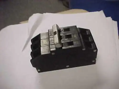 Sylvania 15A 3P Qb24 Qb243015 G-20A 斷路器