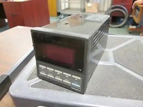 Yokogawa Controller Ut40-131B 90-132V 50/60Hz