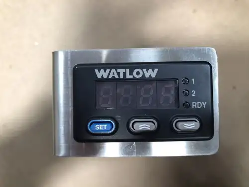Watlow 935A-1Cd0-000R 100-240Vac 溫度限制過程控制器